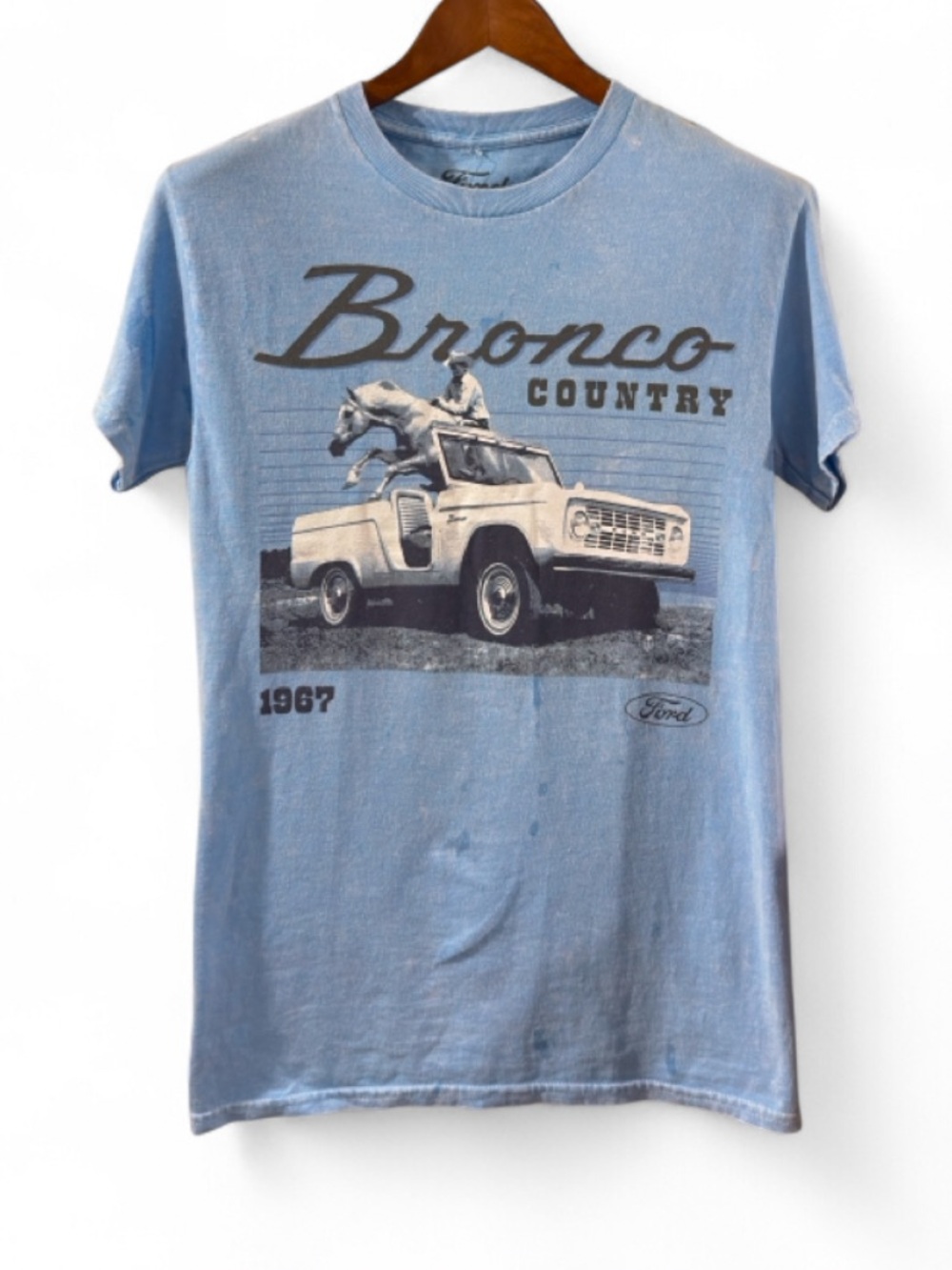 Ford 'Bronco Country' Light Blue Graphic T-shirt Size Men’s Small (NWT)